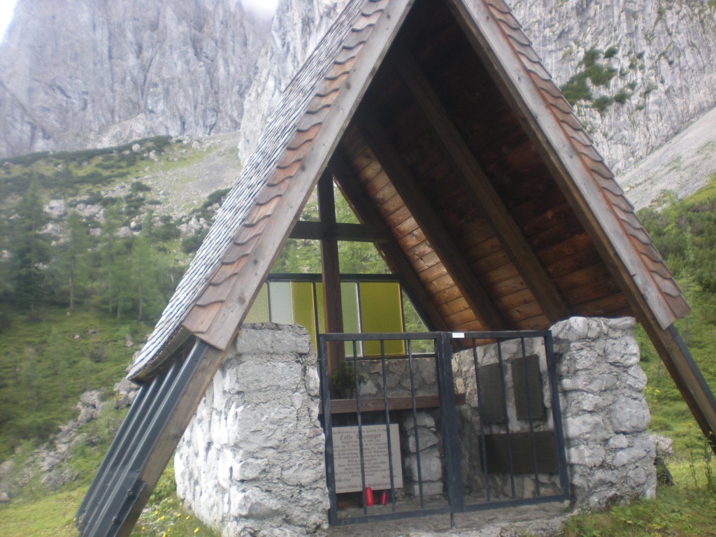 Wegen den verunglückten Bergsteiger, wurde eine Kapelle errichtet 