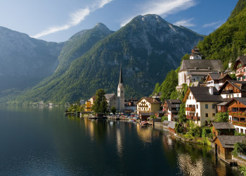 Hallstatt am Hallstättersee im Salzkammergut